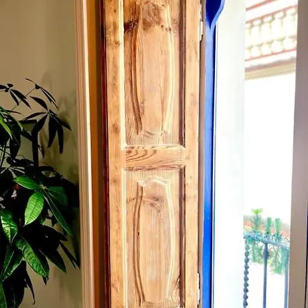 Huge Superb Duplex Old Town Holiday home *